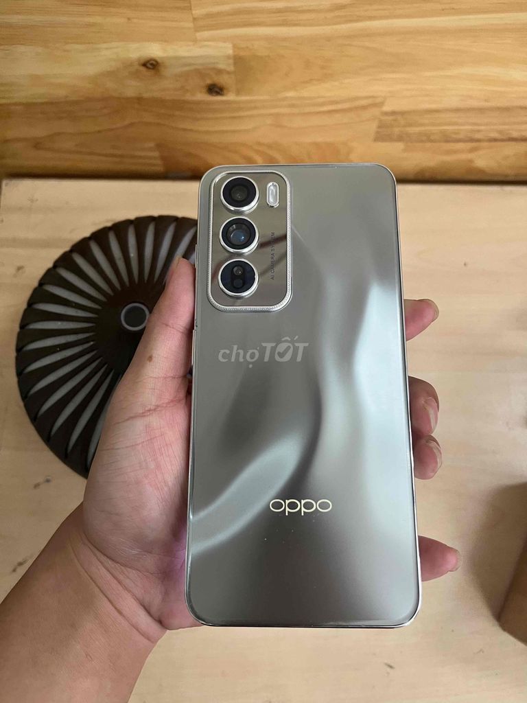 Oppo Reno 12 Pro 5G Bạc. Mua bán Điện thoại tại Quận Tân Bình Tp Hồ Chí Minh được đăng bởi Hoàng Trần hình 1