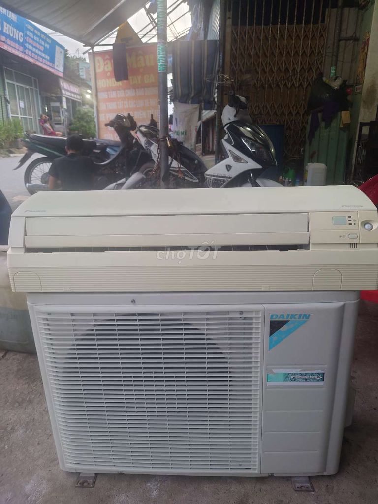 Máy lạnh Daikin 1hp inverter