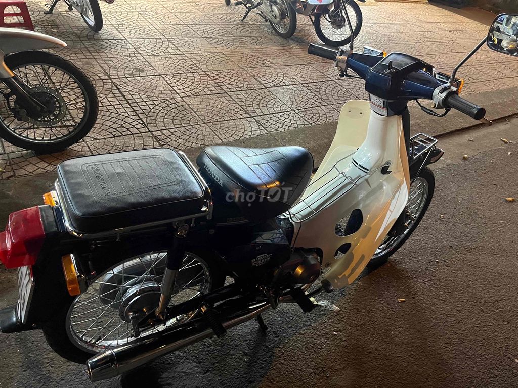 cần bán. Mua bán Xe máy tại Thành phố Buôn Ma Thuột Đắk Lắk được đăng bởi Thanh Khánh hình 3