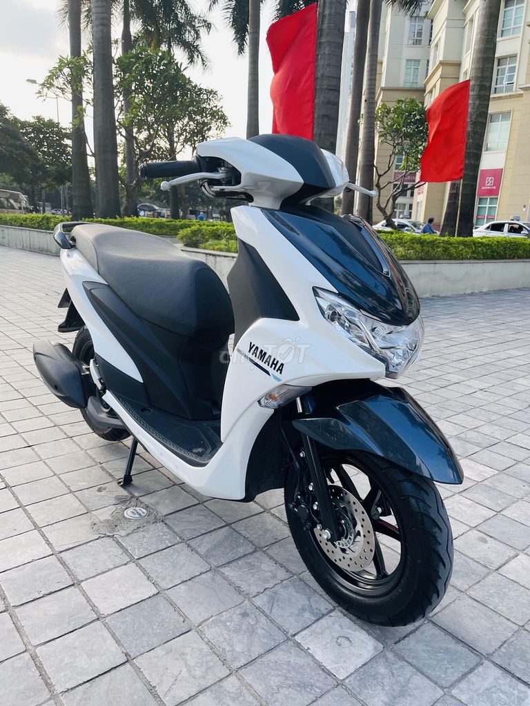 Xe máy Yamaha FreeGo màu trắng đen xe chính chủ. Mua bán Xe máy tại Quận Nam Từ Liêm Hà Nội được đăng bởi HẢI ĐĂNG hình 6