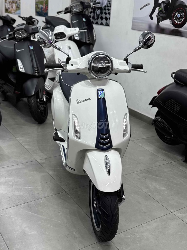 Vespa Primavera Yacht Club 125 ABS iget. Mua bán Xe máy tại Quận Phú Nhuận Tp Hồ Chí Minh được đăng bởi  vespa Nam Phương hcm  hình 1