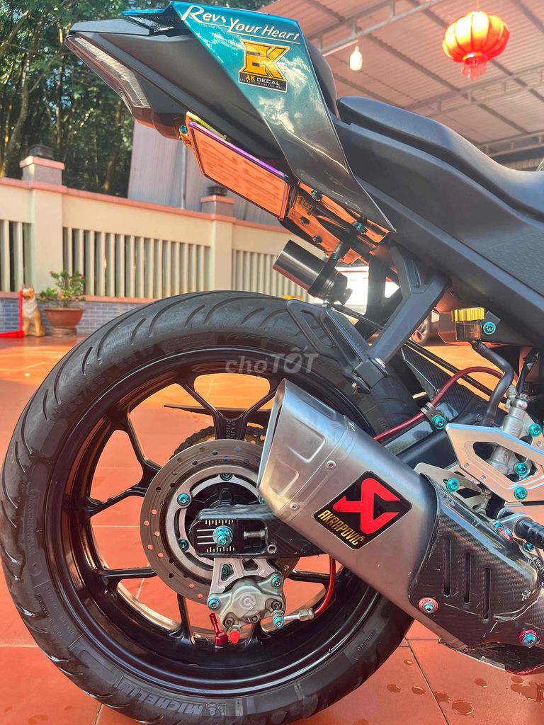 xe R15 V3 độ Full kiểng. Mua bán Xe máy tại Huyện Phú Riềng Bình Phước được đăng bởi Thắng hình 9