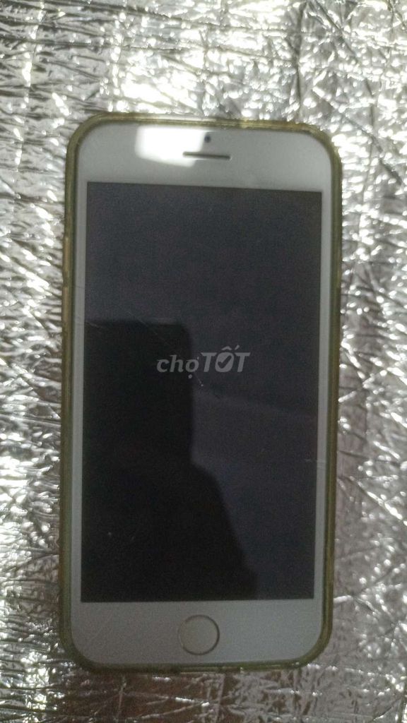Apple iPhone 7 32GB Trắng. Mua bán Điện thoại tại Quận 12 Tp Hồ Chí Minh được đăng bởi phi hùng TV hình 1