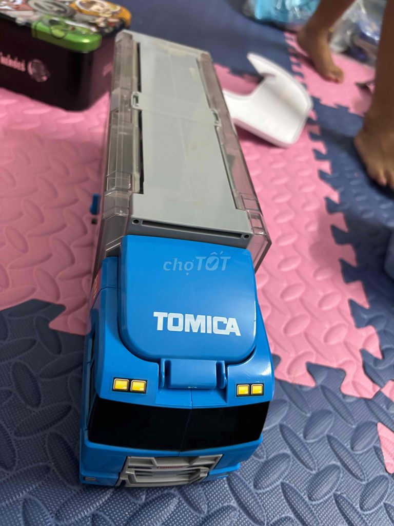 Xe tải đồ chơi Tomica