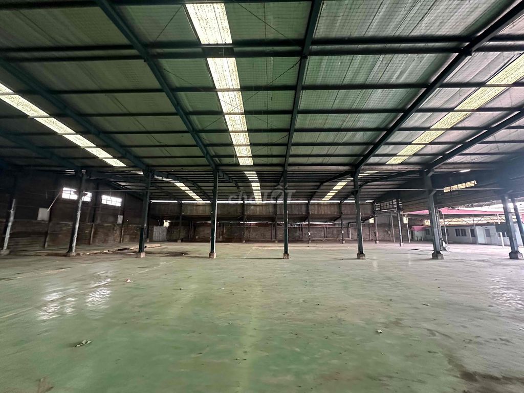 🔴KHO XƯỞNG THỊ TRẤN ĐỨC HÒA GIÁ RẺ DT 4000 M2