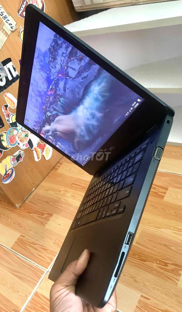 Dell Vostro I5-8265/8G/256G/Pin>3H/AMD 2G/ Máy Đẹp. Mua bán Laptop tại Quận 7 Tp Hồ Chí Minh được đăng bởi Quân Quân  hình 1
