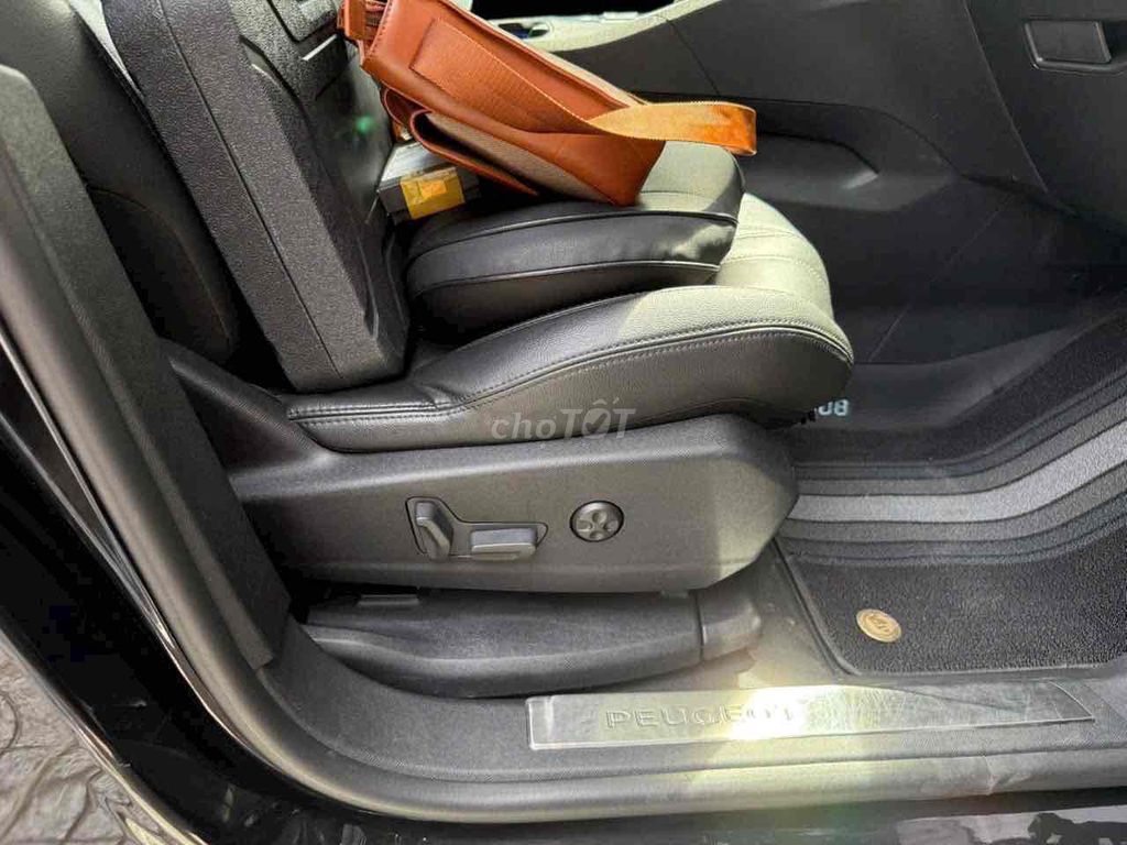 Peugeot 3008 2020 Allure 1.6 AT - 57000 km mới kit. Mua bán Ô tô tại Quận 12 Tp Hồ Chí Minh được đăng bởi A Quý hình 5