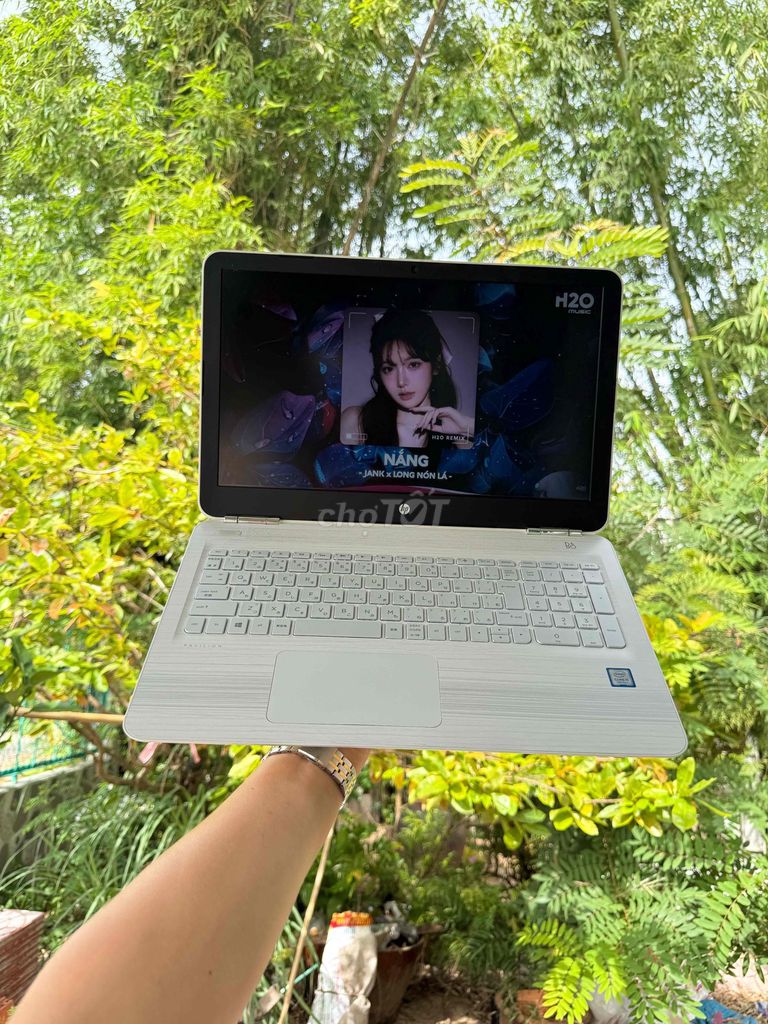 HP Pavilion i5 15.6 inch 8GB/256GB Trắng. Mua bán Laptop tại Thành phố Vĩnh Long Vĩnh Long được đăng bởi Ngà Trần hình 1