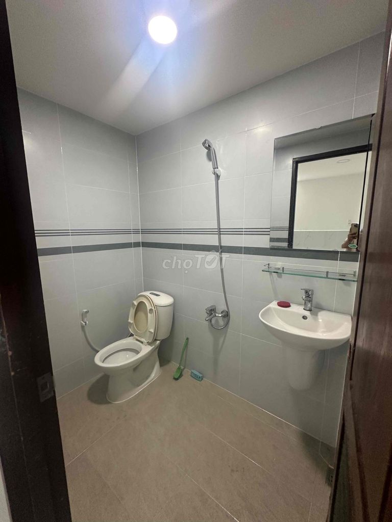Новый дом в переулке Бау Кат, район 12, Танбинь. Площадь: 3,7 x 18 м, 1 этаж + антресоль, 13 млн