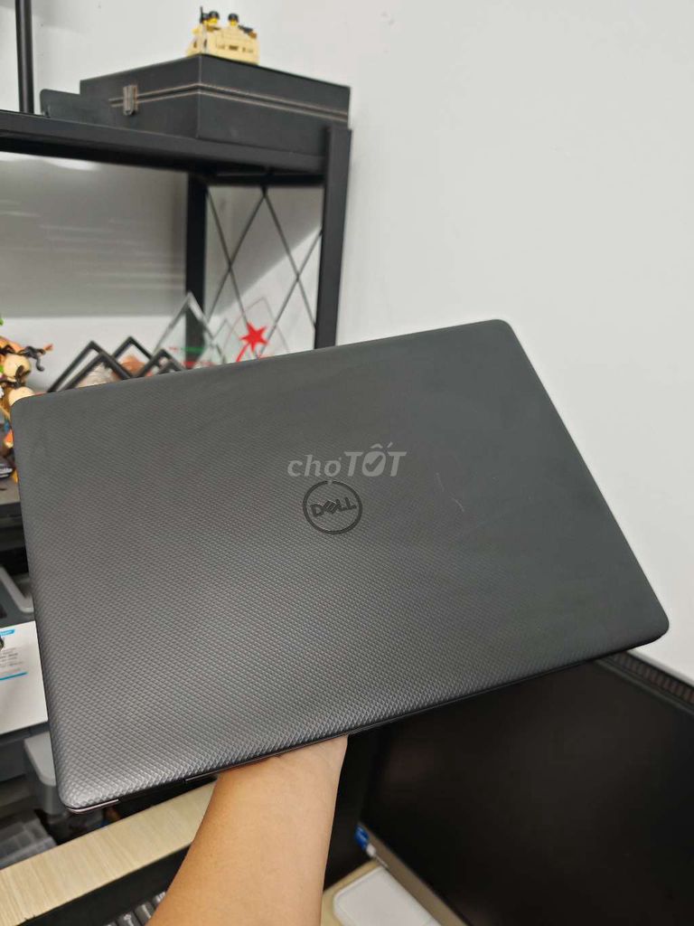 Dell Vostro core i3 gen 10 nguyên tem FPT. Mua bán Laptop tại Quận 12 Tp Hồ Chí Minh được đăng bởi Hoang hình 1
