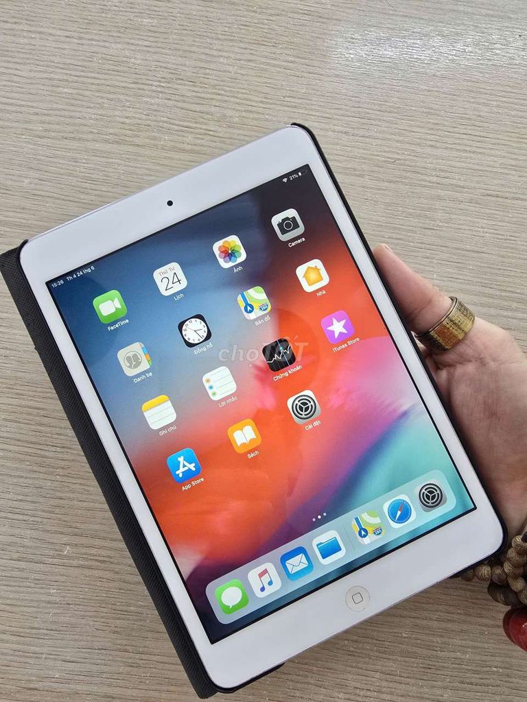 Apple iPad mini 2 16GB Trắng. Mua bán Máy tính bảng tại Quận Phú Nhuận Tp Hồ Chí Minh được đăng bởi NGUYÊN THẢO MOBILE Trả Góp hình 1
