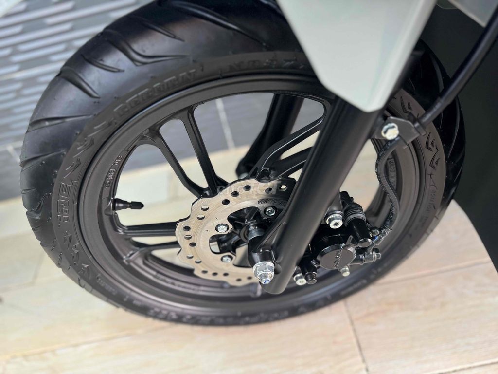 Honda Vario 125 date 2023 Xám Xi Măng Bs Sài Gòn. Mua bán Xe máy tại Quận Bình Thạnh Tp Hồ Chí Minh được đăng bởi kelwin hình 4