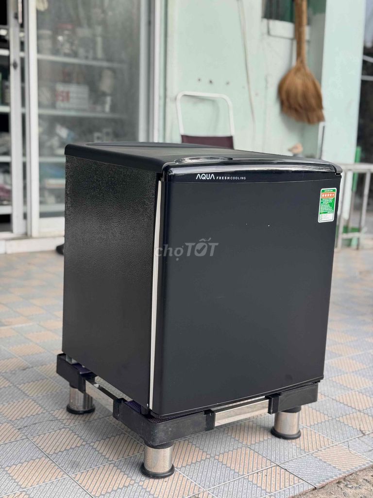 Tủ lạnh mini AQUA 50L. Mua bán Tủ lạnh tại Thành phố Rạch Giá Kiên Giang được đăng bởi Lê Như Ý hình 1