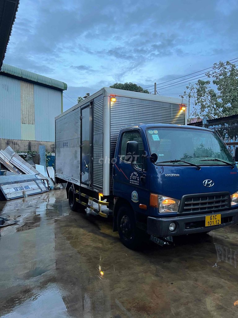 mới về HD65 đời 2014 thùng 4m4 tai 1t8  xe sơn zin. Mua bán Xe tải, xe ben tại Thành phố Thuận An Bình Dương được đăng bởi thinh hình 6