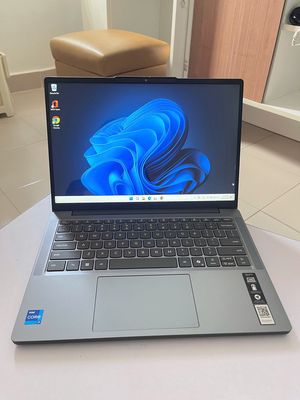 Lenovo Ideapad Slim 3 i7-13620H 14 inch 16GB/512GB