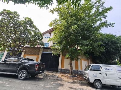 Аренда · 4 комн. · 400 м² · Quận Bình Tân, ул. Đường số 8