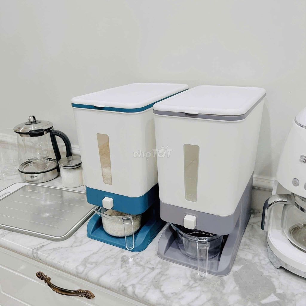 THÙNG ĐỰNG GẠO GẤP GỌN TẶNG KÈM CỐC ĐONG. Mua bán Dụng cụ nhà bếp tại Quận Cẩm Lệ Đà Nẵng được đăng bởi Trần thuỳ dung hình 1