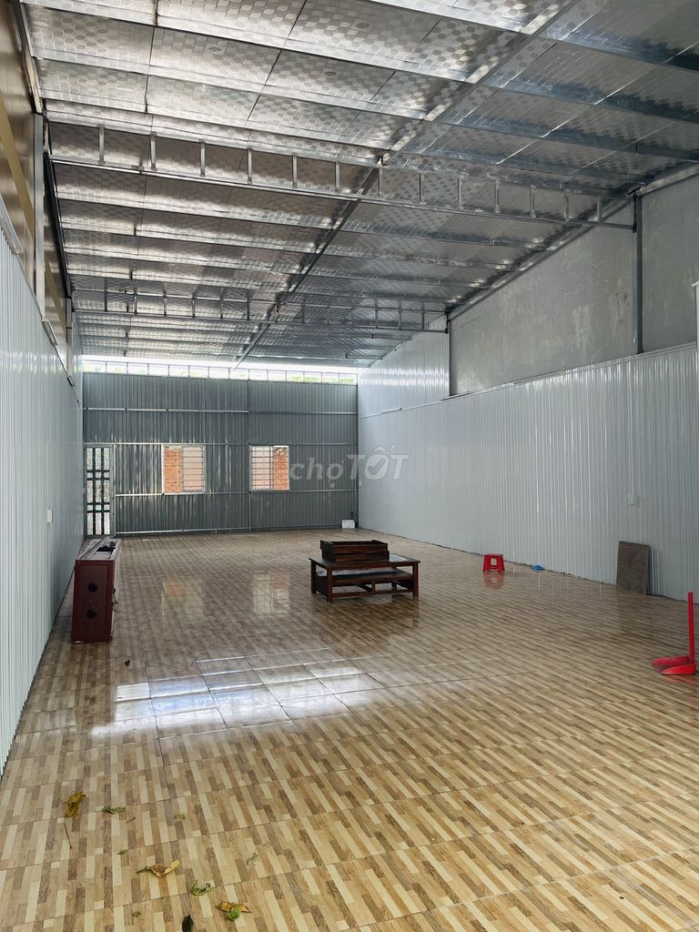 CHO THUÊ KHO mới xây 180m2, đường Gò Ô Môi, giá 20tr/tháng