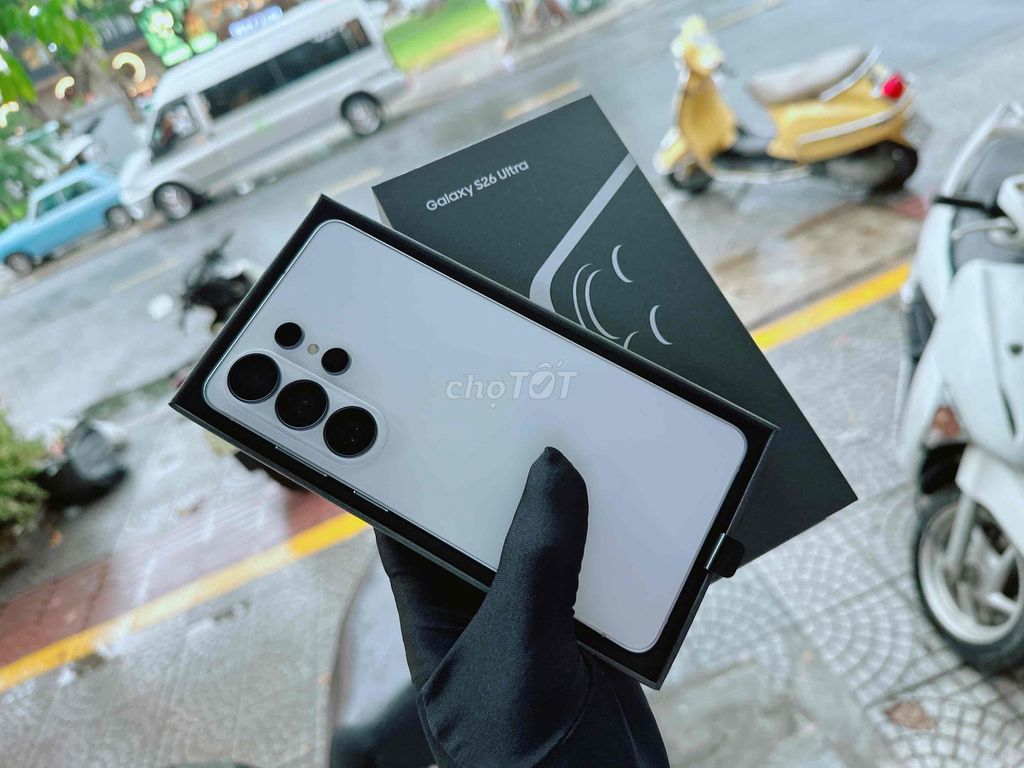 Samsung S26 Ultra 256G Trắng VN new 100% open box. Mua bán Điện thoại tại Quận Hải Châu Đà Nẵng được đăng bởi Hoàng Anh Tuấn hình 1