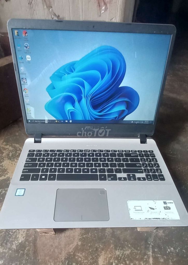 Laptop Asus Core i5 ổ cứng 256gb đời mới. Mua bán Laptop tại Huyện Krông Búk Đắk Lắk được đăng bởi Hoàng Cru hình 1