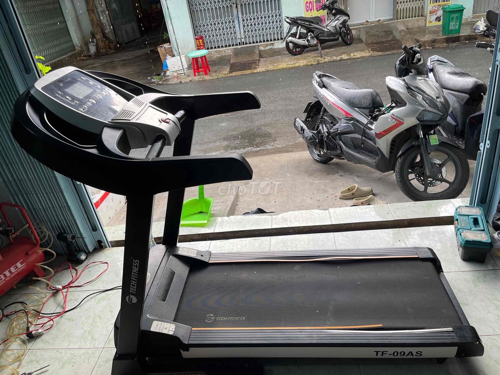 Máy chạy bộ Techfitness TF09AS Đen. Mua bán Đồ thể thao, Dã ngoại tại Quận Bình Tân Tp Hồ Chí Minh được đăng bởi Vũ Bảo hình 1