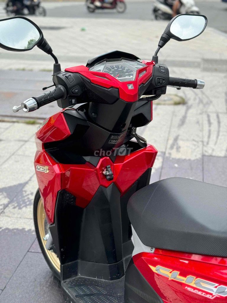 Click Thái 125 2017 Máy Zin Chưa Chạm Bstp Chíh Ch. Mua bán Xe máy tại Quận 11 Tp Hồ Chí Minh được đăng bởi Hưng Từ hình 7