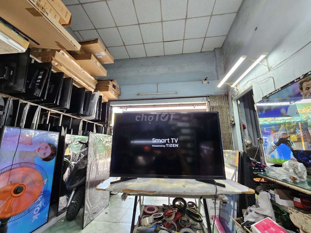 Smart Samsung 32" - 32T4202. Siêu Đẹp 95% - 2023. Mua bán Tivi, Âm thanh tại Huyện Hóc Môn Tp Hồ Chí Minh được đăng bởi Chinh Anh hình 1