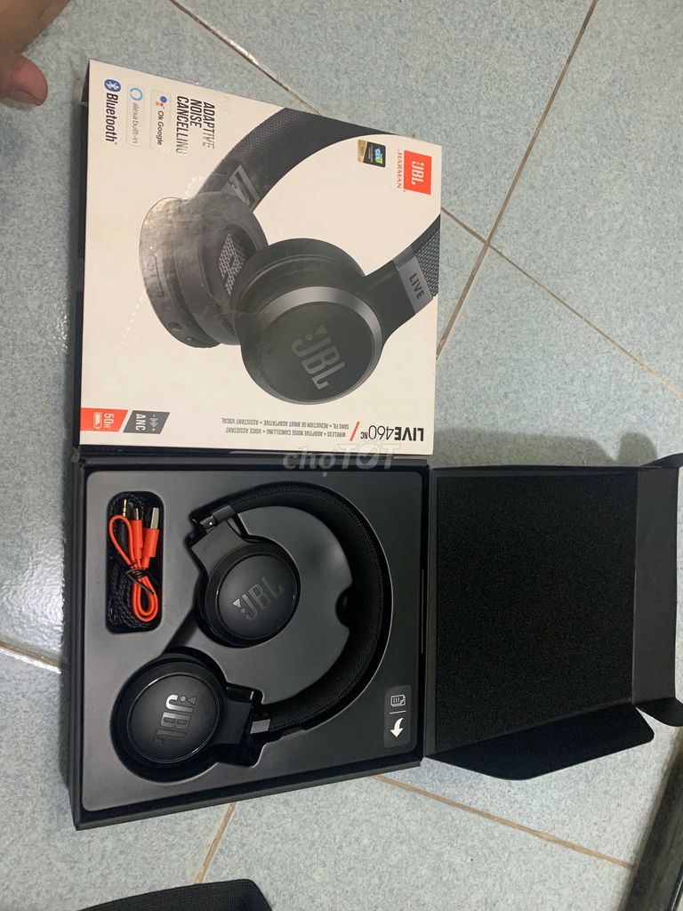 Tai nghe JBL Live 460NC Đen Mới gần như 100%. Mua bán Tivi, Âm thanh tại Thành phố Thủ Đức Tp Hồ Chí Minh được đăng bởi Phong Dai hình 1