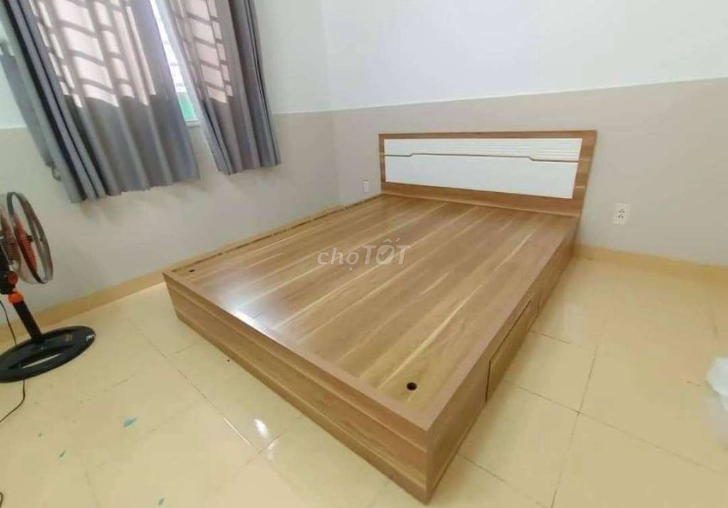 GIƯỜNG GỖ CÔNG NGHIỆP (MDF) 1M8*2M CÓ HỘP KÉO