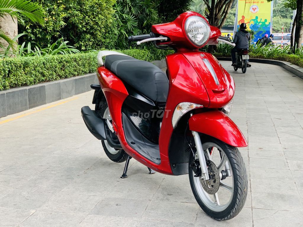 Yamaha Janus 125fi красная номер 29 оригинальный мотоцикл