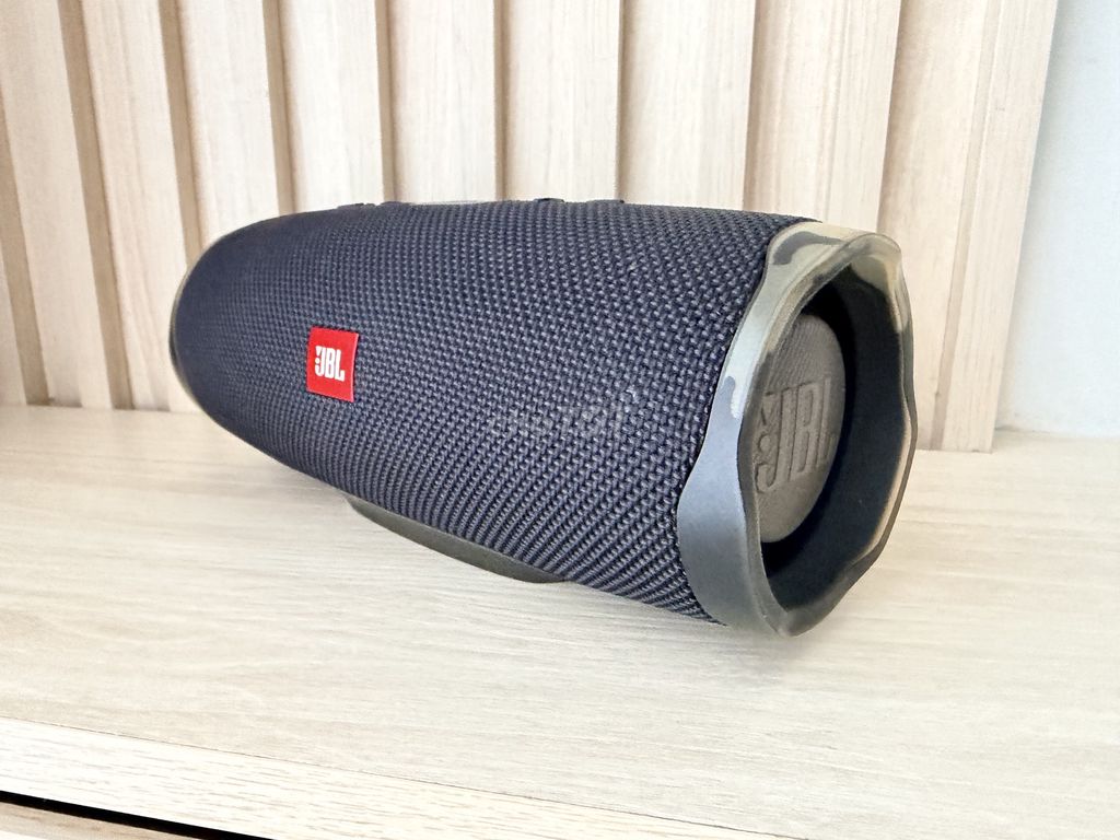 Loa Bluetooth JBL CHARGE 4 Đen. Mua bán Tivi, Âm thanh tại Thành phố Nha Trang Khánh Hòa được đăng bởi Ed hình 1