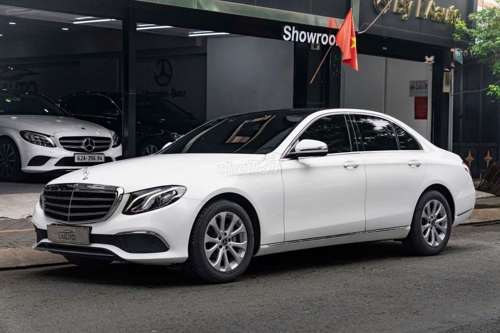 Mercedes Benz E200 2017 - 82000 km. Mua bán Ô tô tại Quận 7 Tp Hồ Chí Minh được đăng bởi Thái LA Auto hình 4