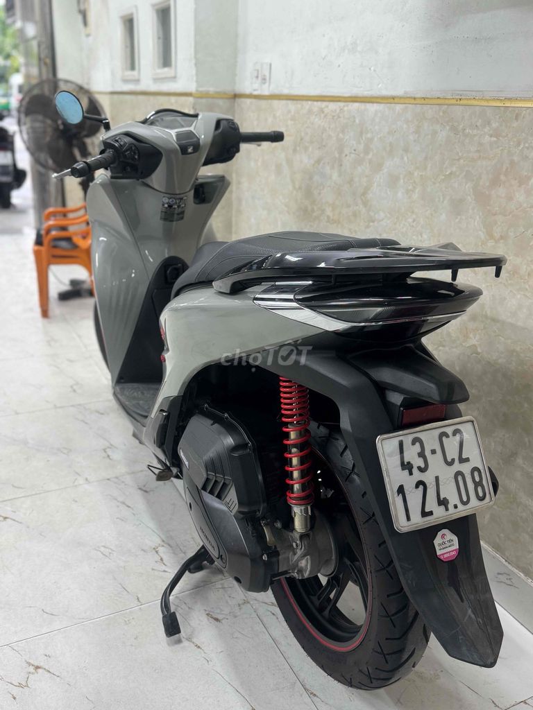 SH 160 ABS xám xi mămg mới keng 43C2-124.08. Mua bán Xe máy tại Quận Sơn Trà Đà Nẵng được đăng bởi Minh Dũng bán trả góp 136 vân đồn  hình 3