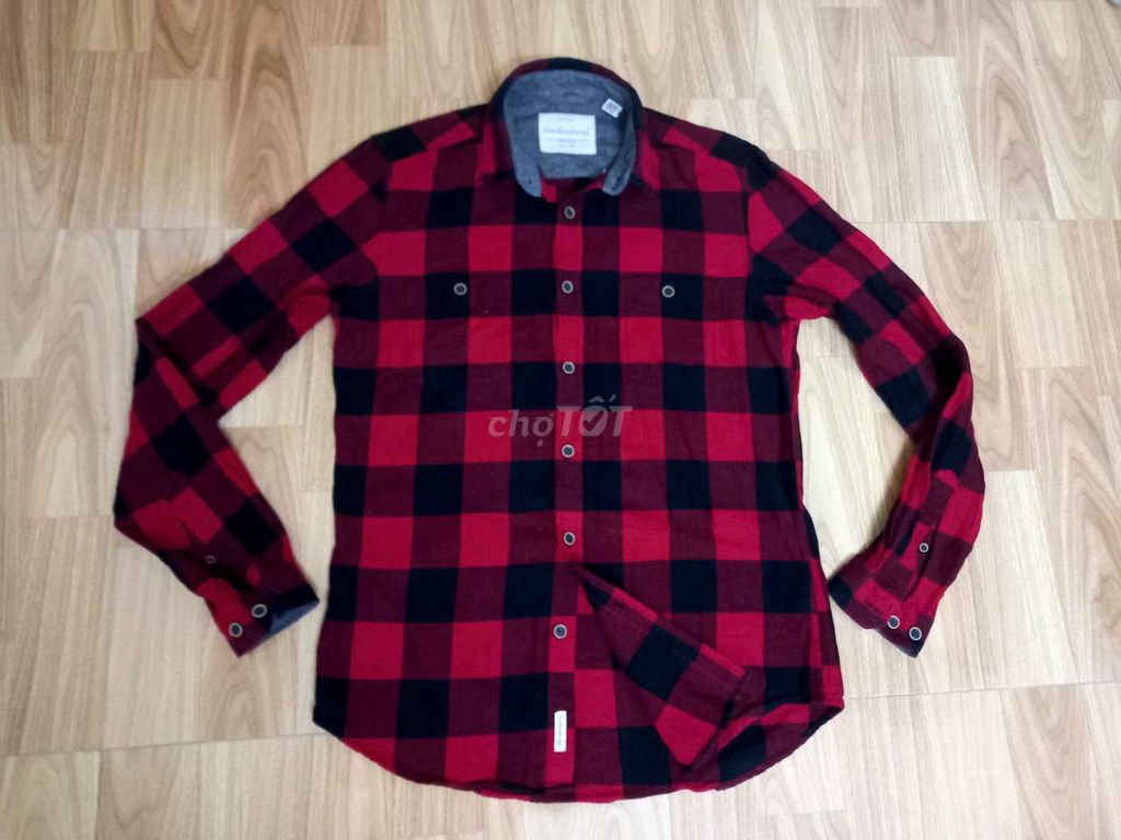 Áo sơ mi nam Cotton kẻ caro size M. Mua bán Quần áo tại Quận Hai Bà Trưng Hà Nội được đăng bởi Huyle hình 1