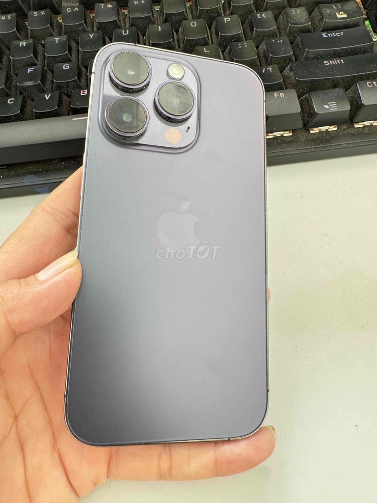 iphone 14pro 128gb ngoại hình xước full zin ful cn. Mua bán Điện thoại tại Thị xã Bến Cát Bình Dương được đăng bởi Thái Sơn Mobile Bán Trả Góp hình 1