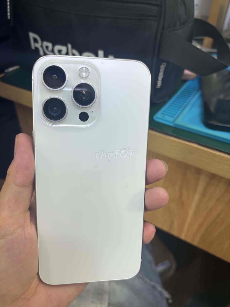Apple iPhone 15 Pro Max 256GB chính hãng vn. Mua bán Điện thoại tại Quận Đống Đa Hà Nội được đăng bởi kim hình 1