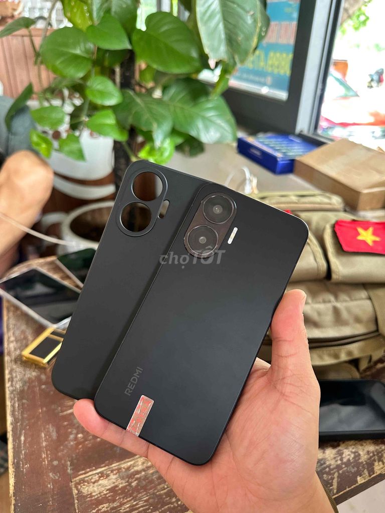 Redmi Turbo 4 Pro 12/512gb zin fullbox Pin khủng 7. Mua bán Điện thoại tại Thành phố Buôn Ma Thuột Đắk Lắk được đăng bởi Xuân Tr hình 1