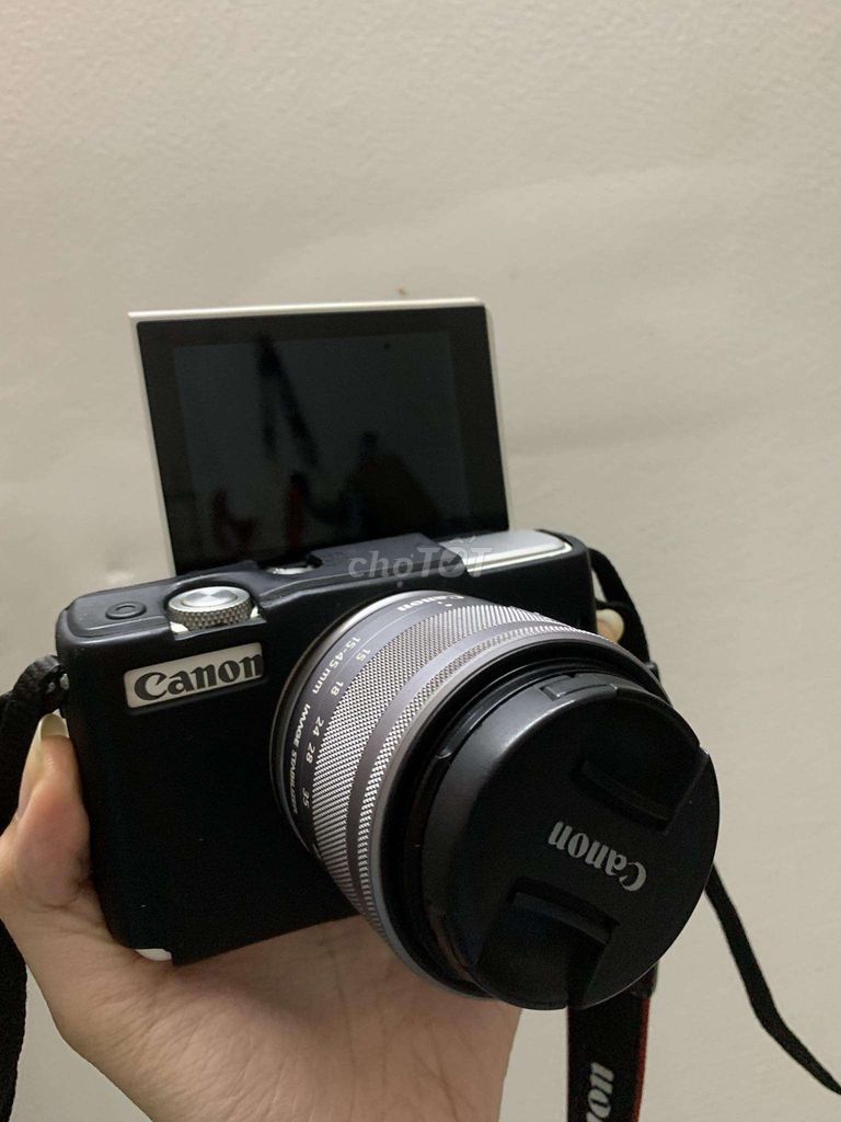 Bán máy ảnh Canon M10 kèm lens kit