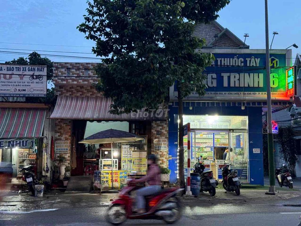 Bán gấp mặt tiền Nguyễn Thị Minh Khai gần Vincom Kinh doanh sầm uất