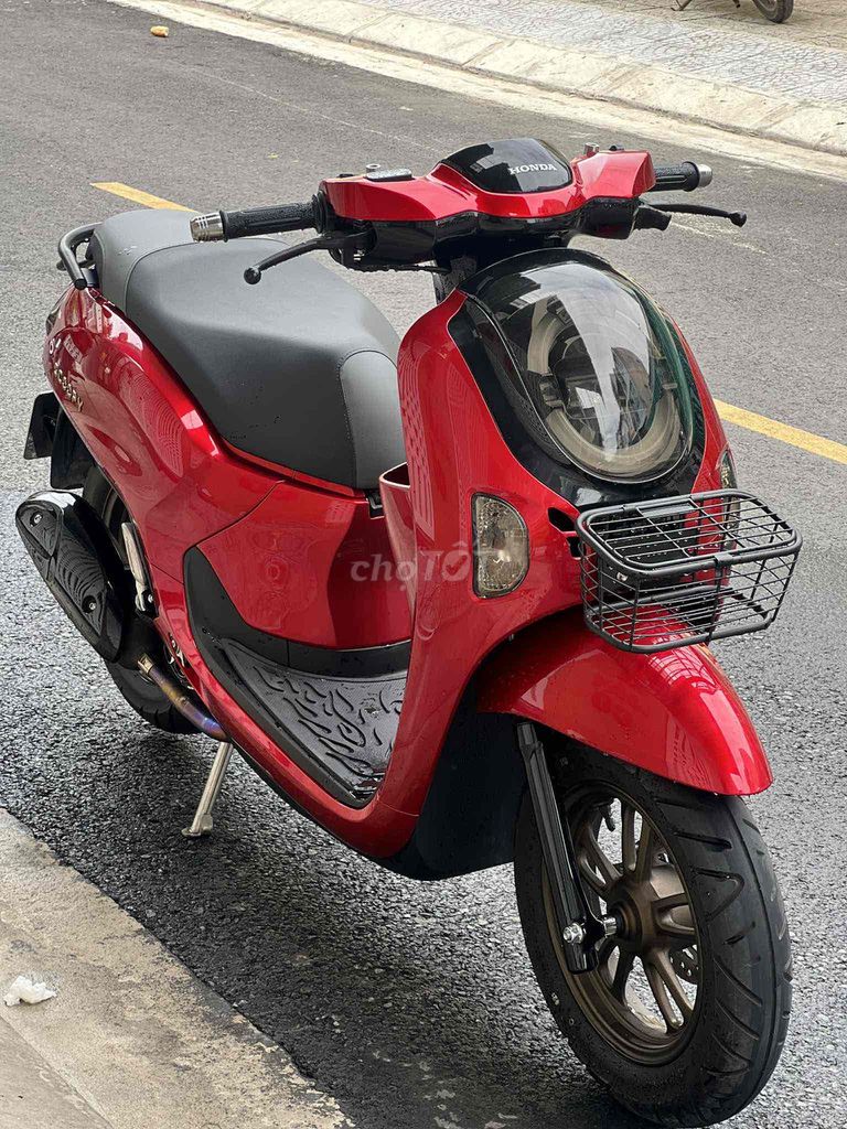 scoppy. mới đi có 2 ngàn km. như xe hãng. Mua bán Xe máy tại Quận Ngũ Hành Sơn Đà Nẵng được đăng bởi Nguyễn Phước Vĩnh hình 6