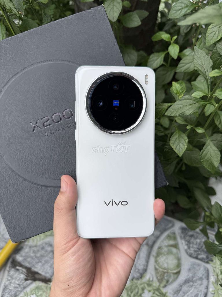 Vivo X200 12GB/256GB Trắng 98% FullBox.. Mua bán Điện thoại tại Thành phố Mỹ Tho Tiền Giang được đăng bởi Phước Lộc Mobile Mỹ Tho hình 1