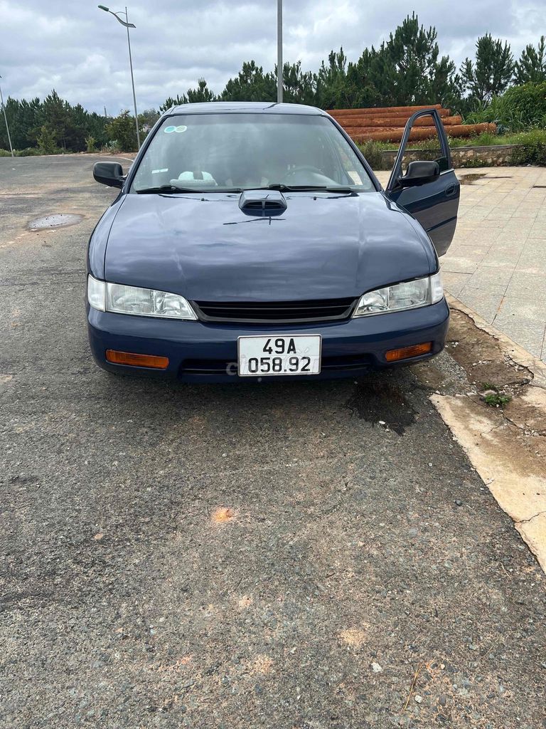 Honda Accord 1995 2.2 MT - 500000 km. Mua bán Ô tô tại Thành phố Đà Lạt Lâm Đồng được đăng bởi Quân Trịnh Văn  hình 1