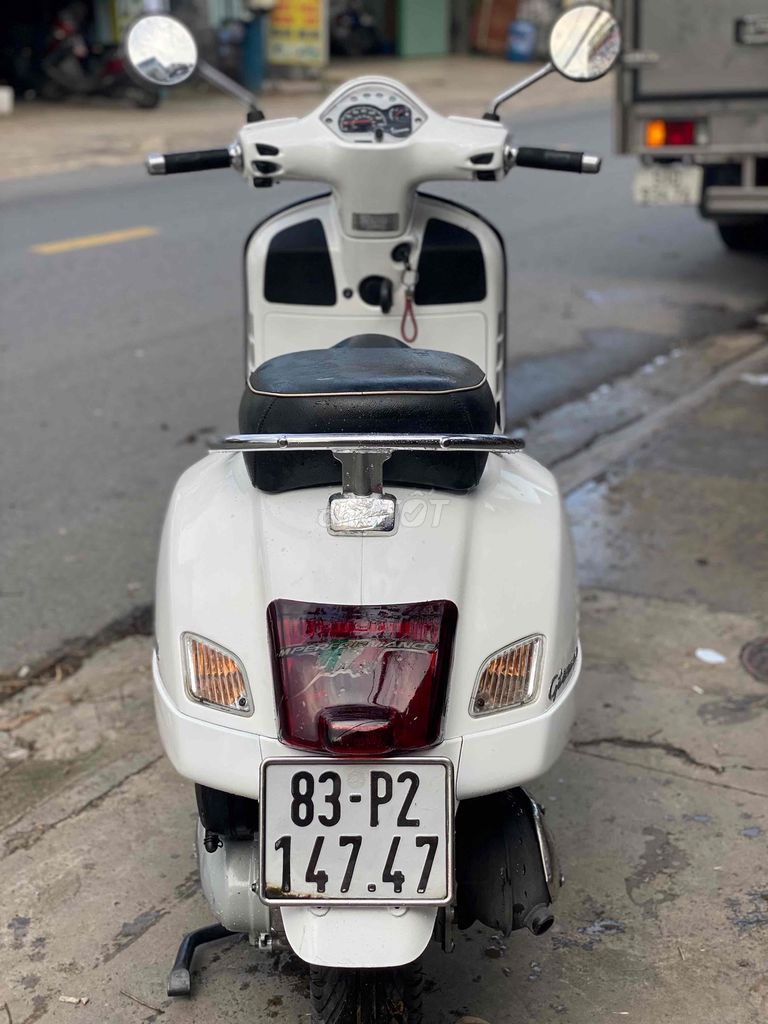 BÁN XE VESPA GTS. BS 174.74. XE ĐẸP MÁY ZIN ÊM. Mua bán Xe máy tại Thành phố Thủ Đức Tp Hồ Chí Minh được đăng bởi Xe Máy Quốc Hằng góp 0 đồng hình 4