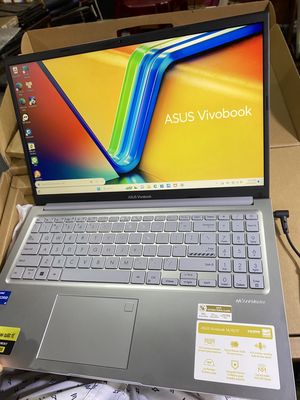 Asus Vivobook 15-X1504VA(i5-1335U-8G-512G)-FullBox