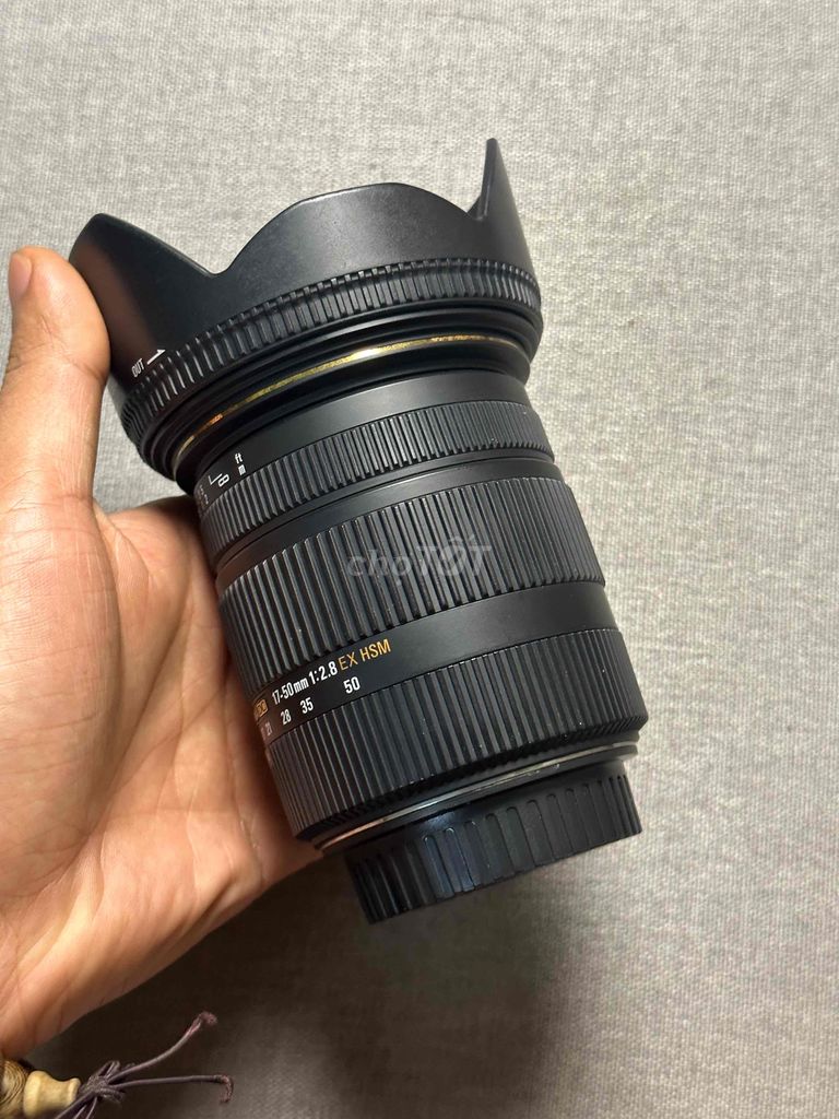 Sigma 17-50mm F2.8 OS (Canon EF)