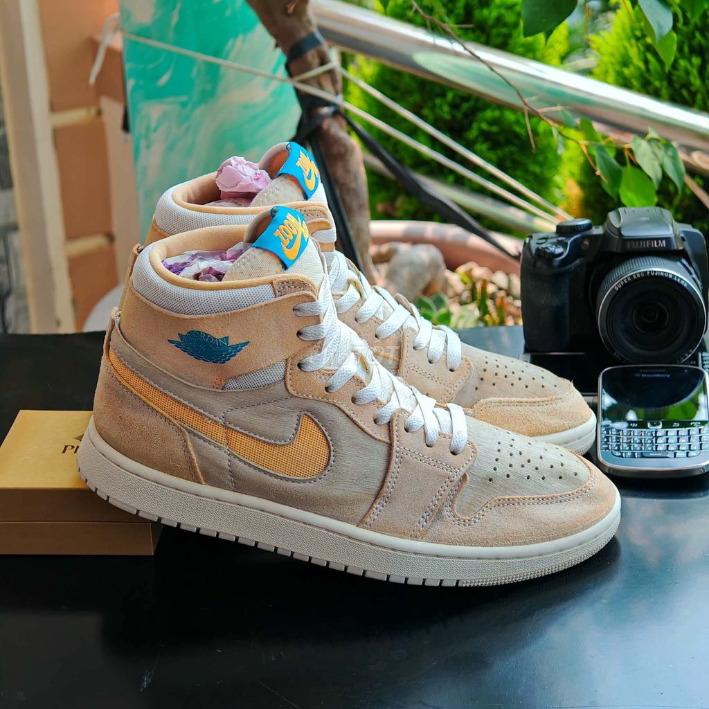 [CHÍNH HÃNG] Giày thể thao Nike Air Jordan 1 Nam. Mua bán Giày dép tại Thành phố Long Khánh Đồng Nai được đăng bởi chú CÔNG AN bán giày CHÍNH HÃNG hình 1