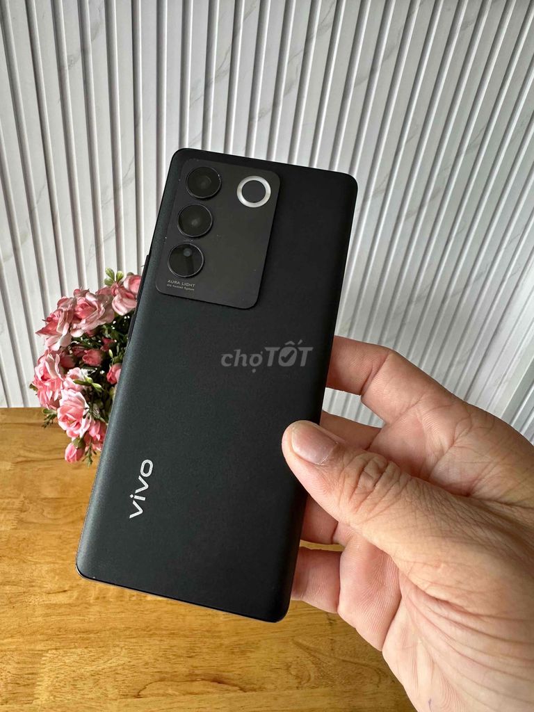 Vivo S16 256GB Đen Like New. Mua bán Điện thoại tại Quận 12 Tp Hồ Chí Minh được đăng bởi Tuan hình 1