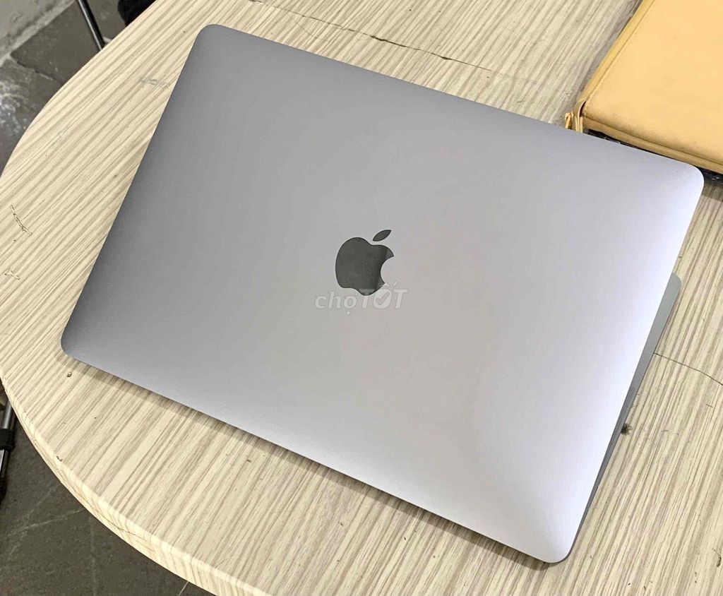 Macbook Pro 13 inch  M2 2022 Gray 8Gb, 256Gb. Mua bán Laptop tại Thành phố Cà Mau Cà Mau được đăng bởi Điện máy Cà Mau hình 1