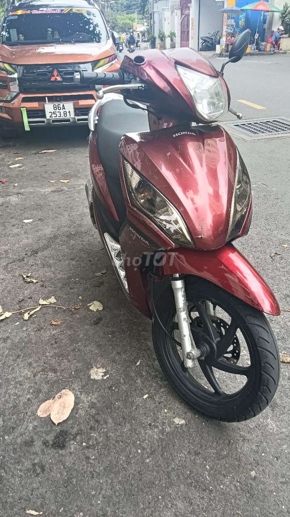 Tay ga 110cc. Mua bán Xe máy tại Quận Phú Nhuận Tp Hồ Chí Minh được đăng bởi Phú  hình 3