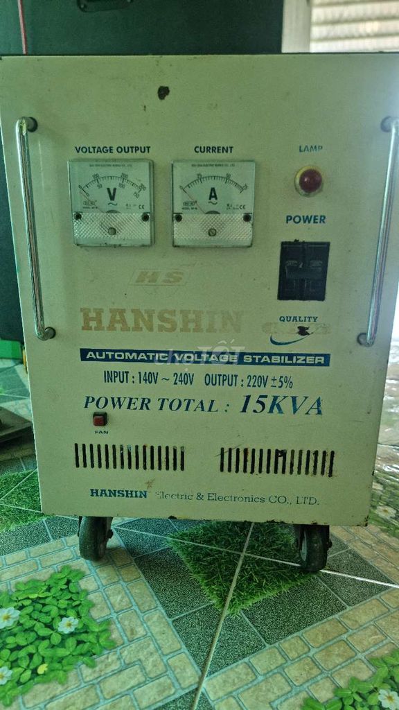 Ổn Áp HANSHIN 15kva Đang Hoạt Động Tốt